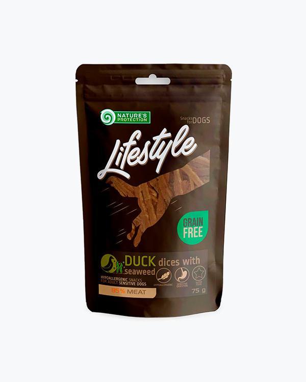 Ласощі для собак Nature's Protection Lifestyle смакові ласощі для собак м'які кубики качки з водоростями, 75 г