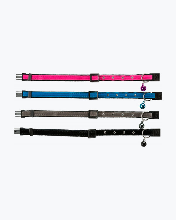 Нашийник Trixie для котів, з дзвіночком, оксамит, колір в асортименті